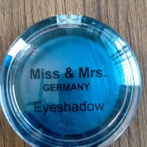 miss and mrs Brand low price Best Top 100% Qualityful Eyeliner, Kajol, Lipstick, Eyeshadow, Face powder, Face mask cosmetics supplier dhaka bangladesh.